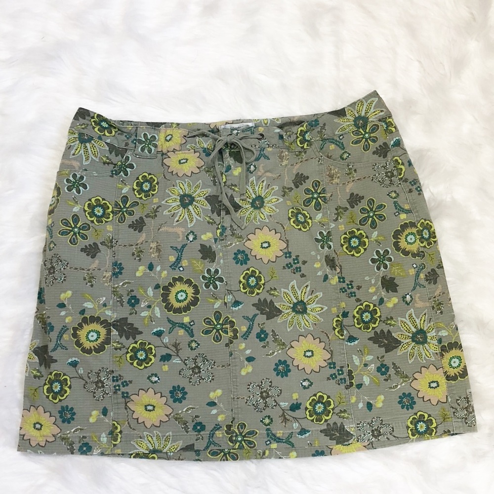 CJ Banks Women’s Skort Size 20W